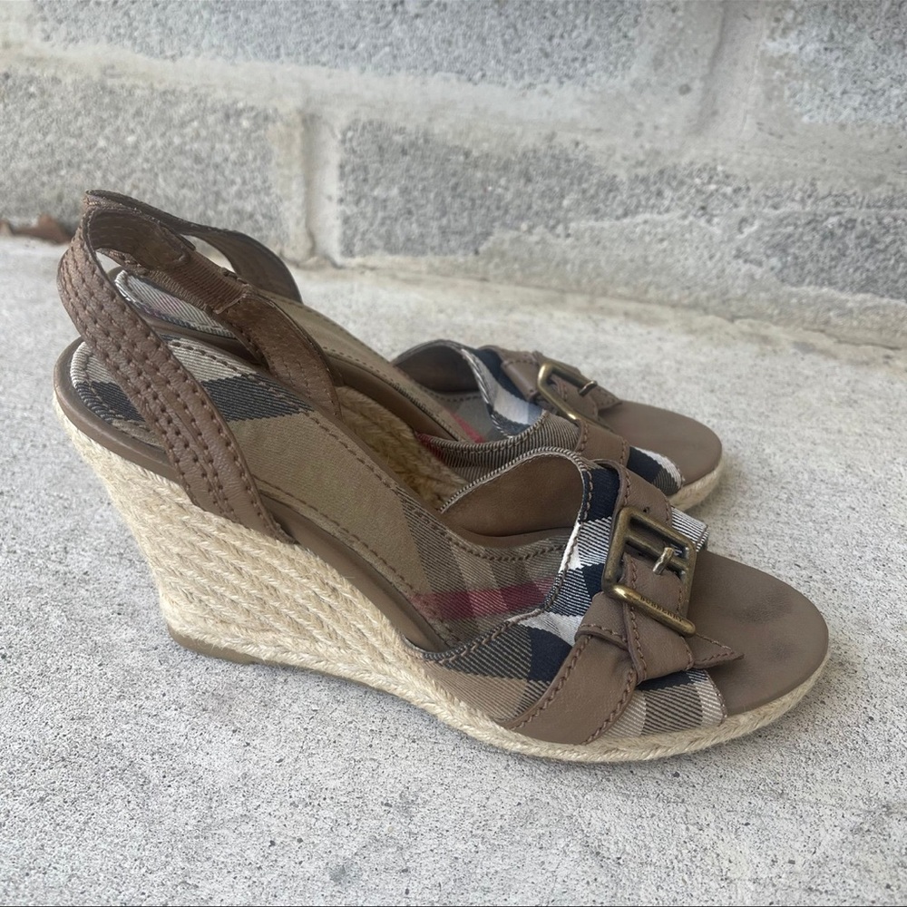 Y2K Burberry Classic Leather Wedge Summer Sandal Women’s 38.5 (8) - Picture 4 of 9